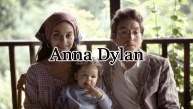 Anna Dylan